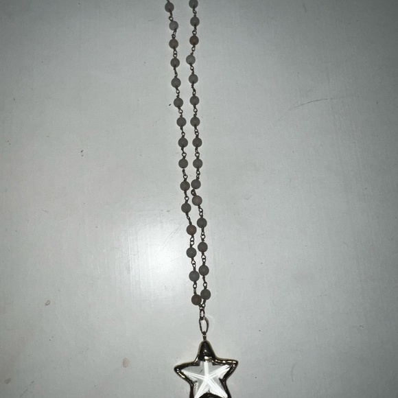 two super cute necklaces - Picture 2 of 2